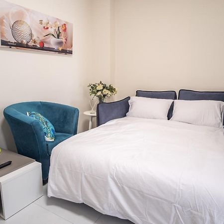 Port City Haifa - Luxury Apartments 50 Mtrs From The Beach 외부 사진