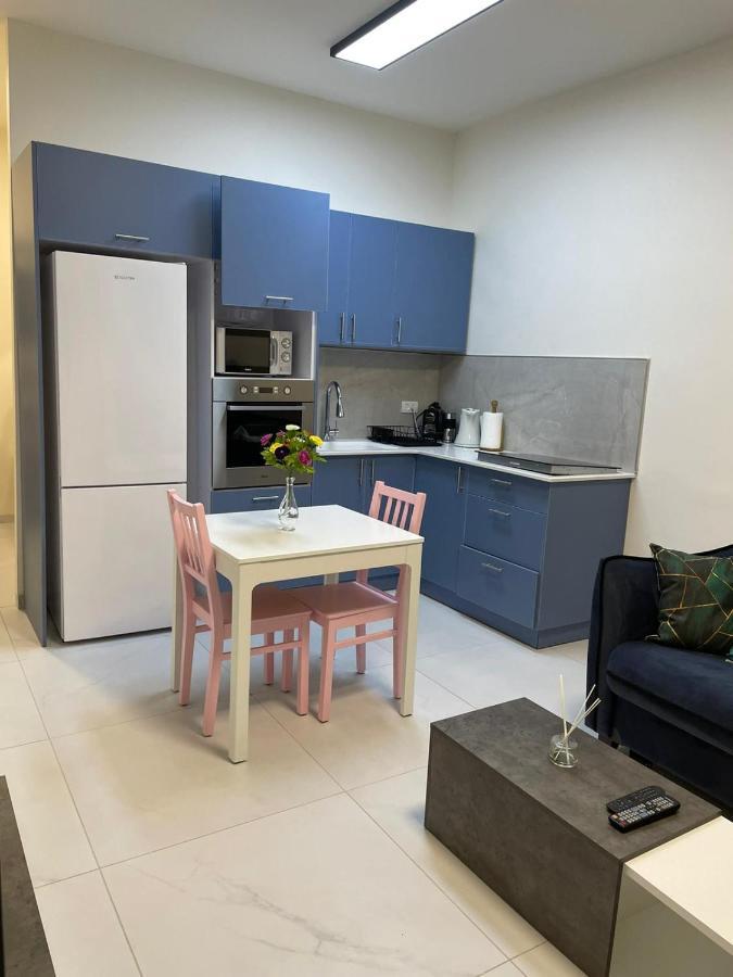 Port City Haifa - Luxury Apartments 50 Mtrs From The Beach 외부 사진