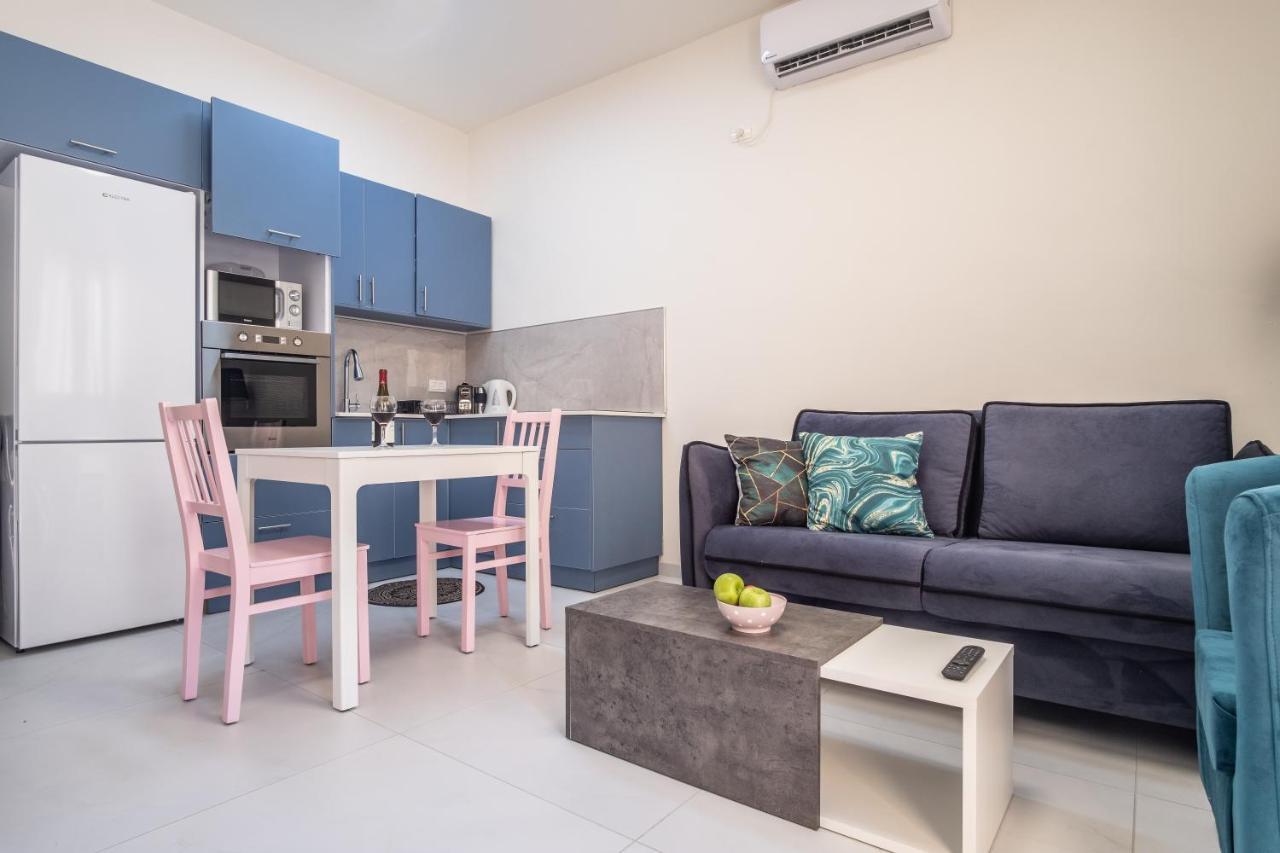 Port City Haifa - Luxury Apartments 50 Mtrs From The Beach 외부 사진